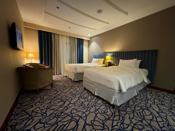 Al Safwah Hotel First Tower 1 image 13