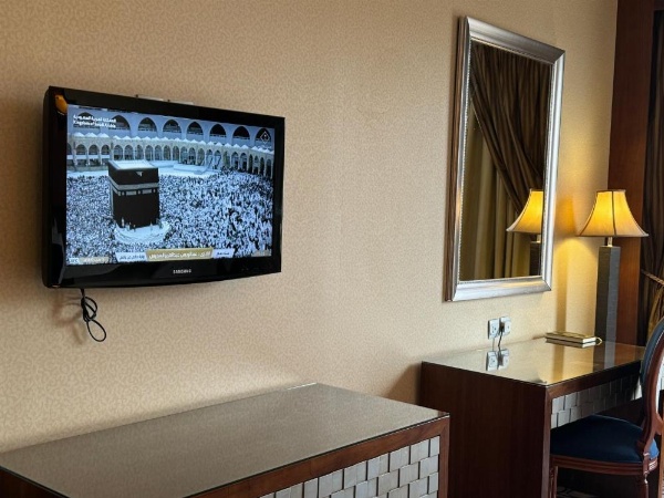 Al Safwah Hotel First Tower 1 image 20